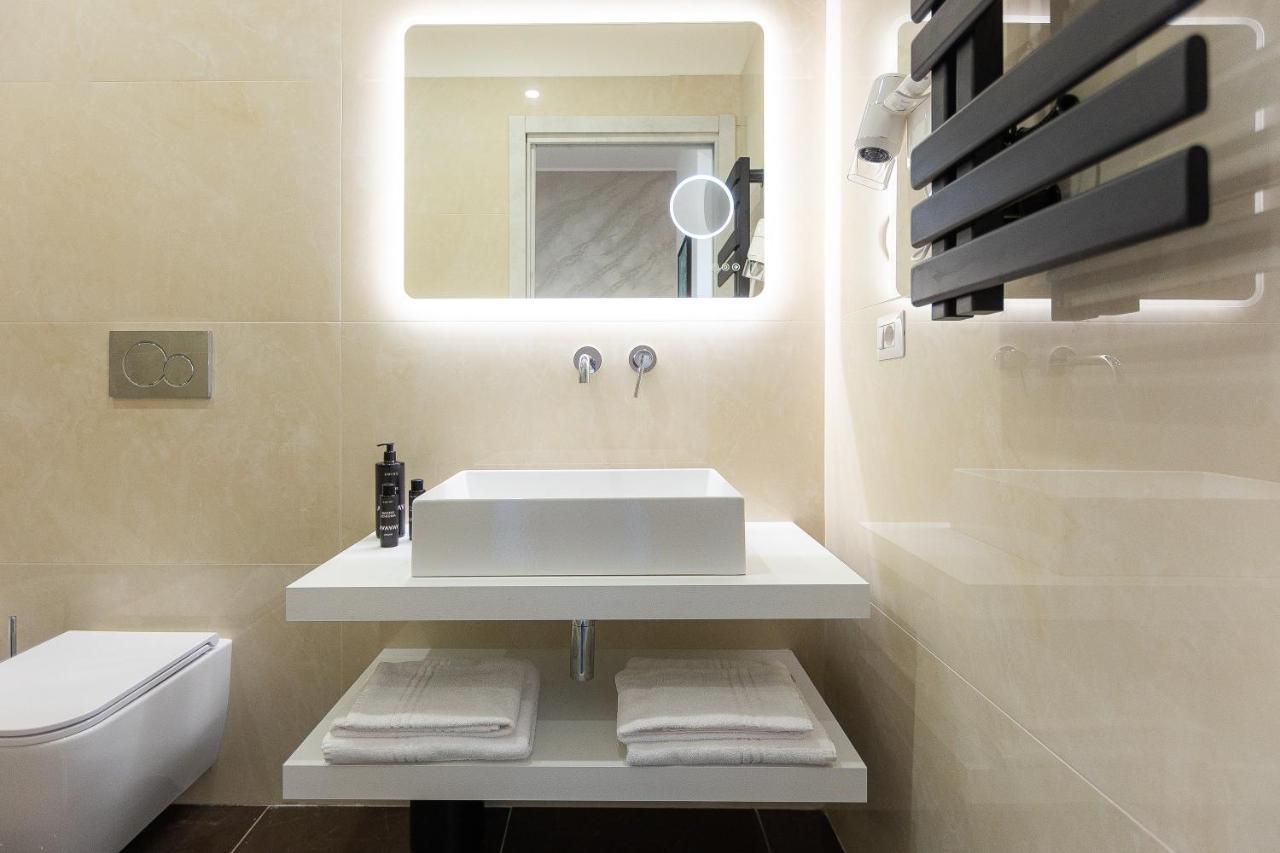Kosmo Rome Luxury Roma Exterior foto